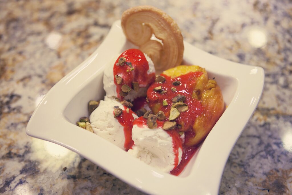 Peach and Raspberry Summer Sundaes