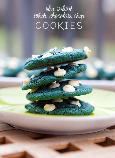 Blue Velvet White Chocolate Chip Cookies | www.spachethespatula.com #recipe