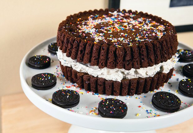 Giant Oreo Cake