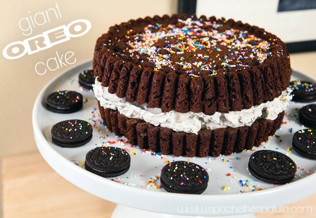 Giant Oreo Cake | www.spachethespatula.com #recipe