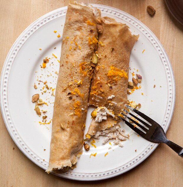 Cannoli Pancakes | www.spachethespatula.com #recipe