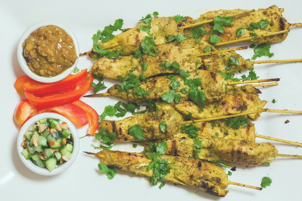 Chicken Satay (Sa-Te Kai) | www.spachethespatula.com #recipe