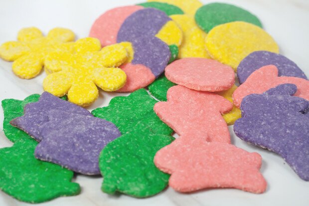 Coconut Easter Cookies | www.spachethespatula.com #recipe