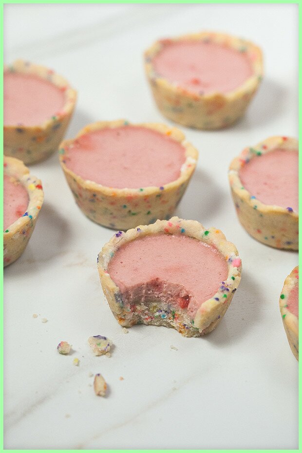 Funfetti Cookie Cups filled with Strawberry Milkshake Panna Cotta | www.spachethespatula.com #recipe