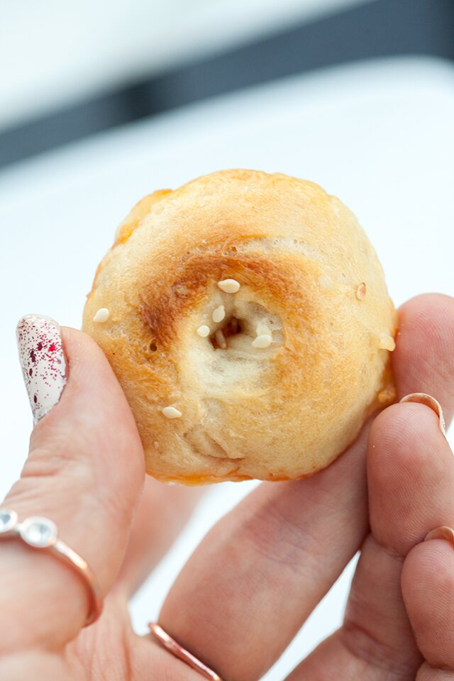 Homemade Bagel Bites | www.spachethespatula.com #recipe