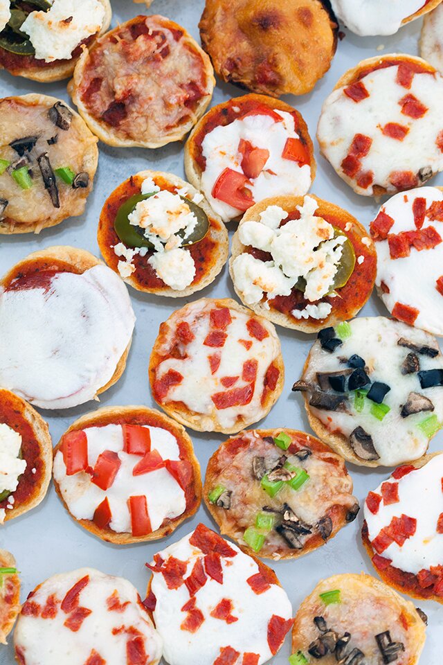 Homemade Bagel Bites | www.spachethespatula.com #recipe