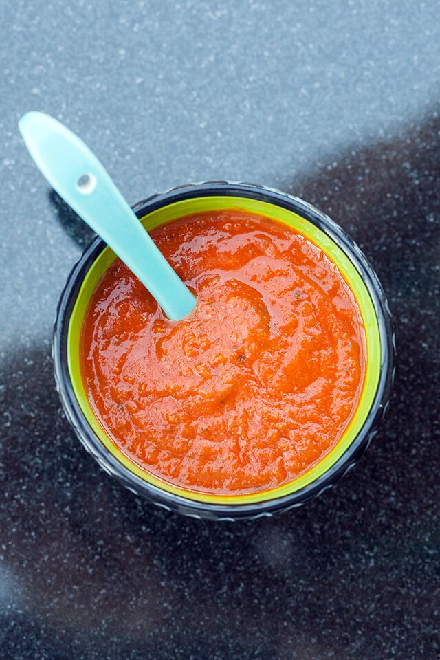 Homemade Pizza Sauce | www.spachethespatula.com #recipe