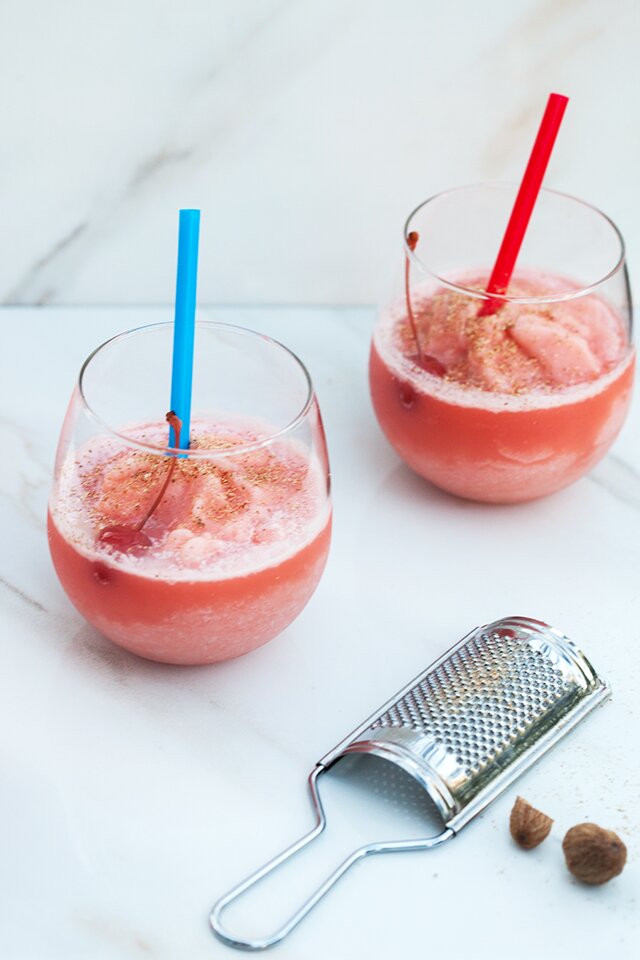The Famous Sint Maarten Guavaberry Colada | www.spachethespatula.com #recipe