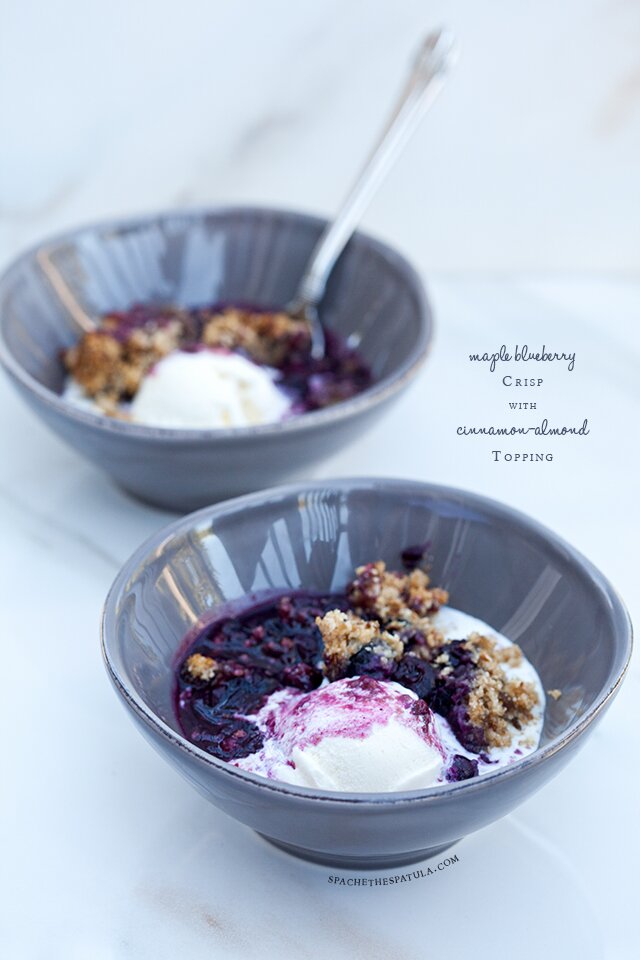 Maple Blueberry Crisp with Cinnamon-Almond Topping | www.spachethespatula.com #recipe
