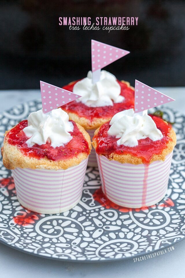 Smashing Strawberry Tres Leches Cupcakes | www.spachethespatula.com #recipe