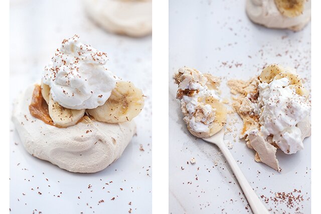 Mini Banoffee Pavlovas | www.spachethespatula.com #recipe