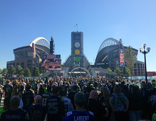 Seahawks Kickoff