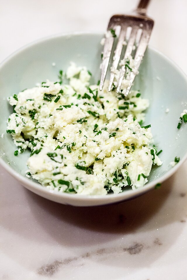 Feta and Chive Peppadew Poppers | www.spachethespatula.com #recipe