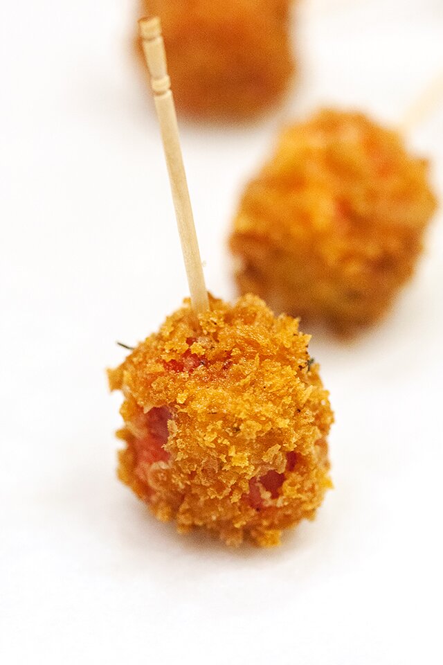 Feta and Chive Peppadew Poppers | www.spachethespatula.com #recipe