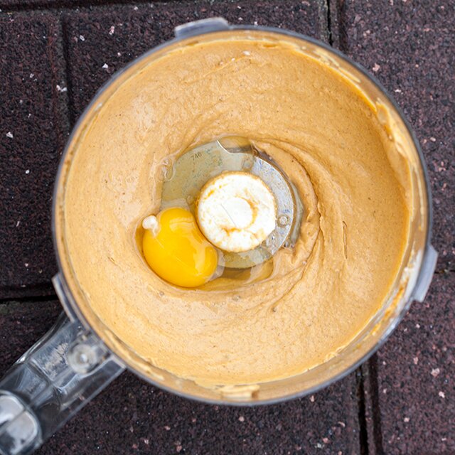 Spiced Pumpkin and Cream Cheese Puff Pastry Spirals | www.spachethespatula.com #recipe