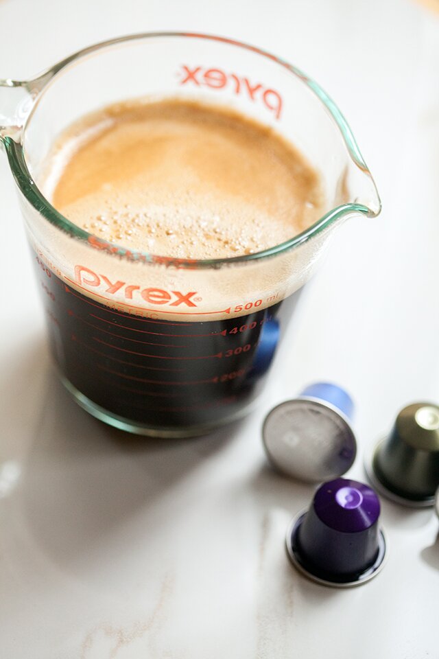 Pumpkin Spice Latte Martini | www.spachethespatula.com #recipe