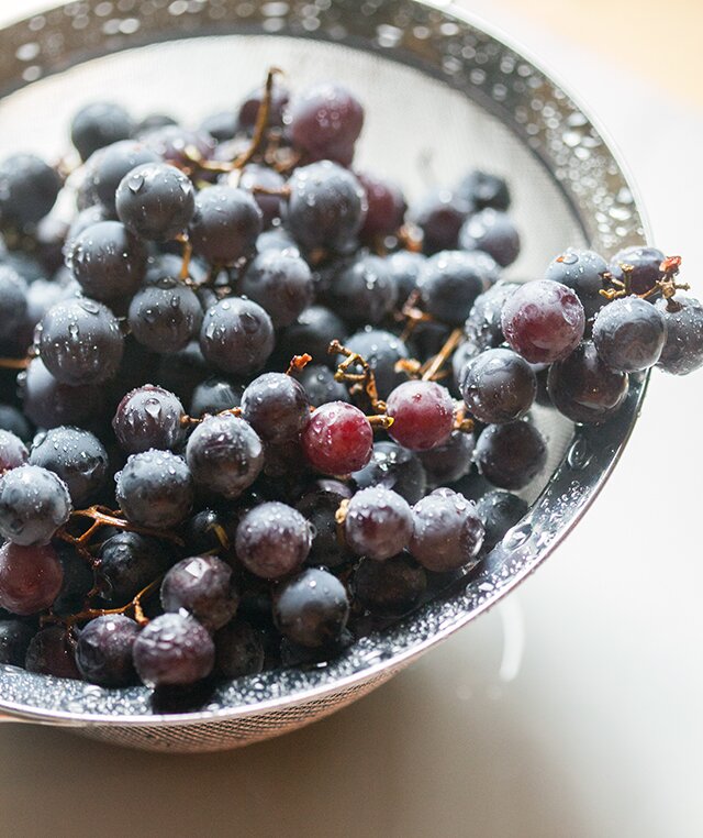 Concord Grape Jam | www.spachethespatula.com #recipe