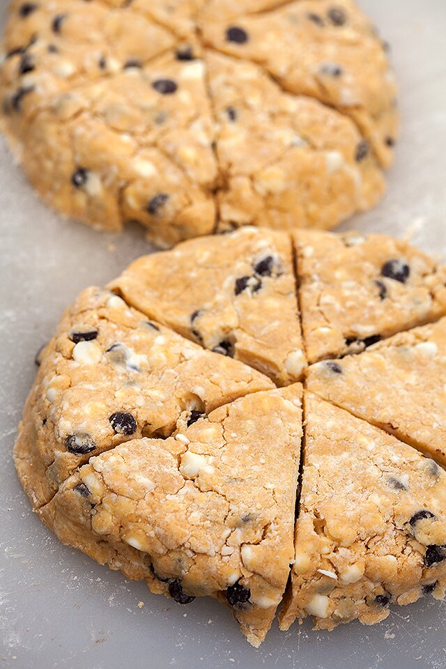 Double Chocolate Pumpkin Scones | www.spachethespatula.com #recipe