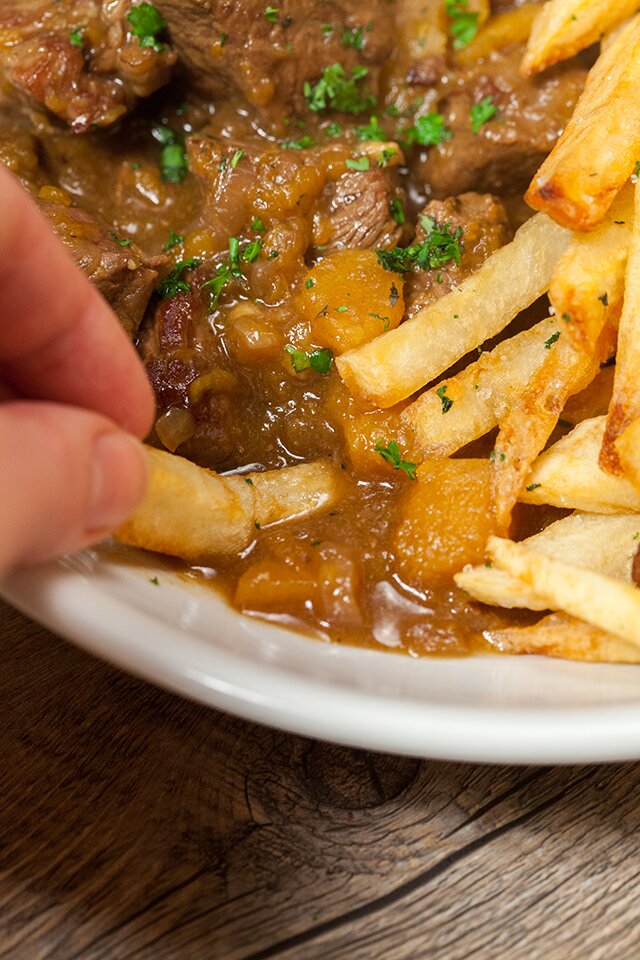 Pumpkin Beer Beef Stew with Herbed Fries | www.spachethespatula.com #recipe