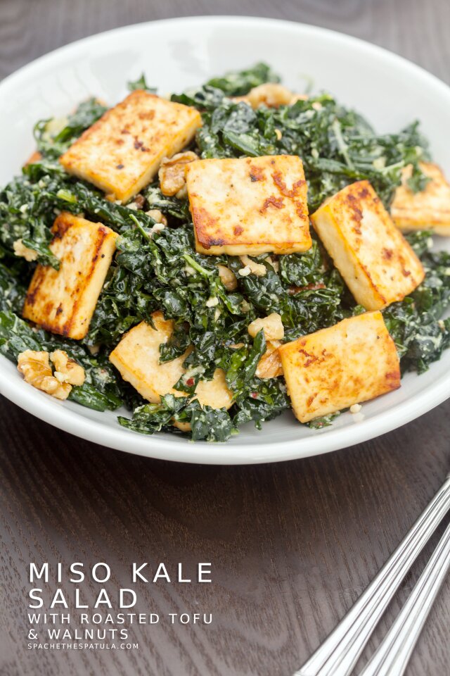 The BEST kale salad you will EVER try...seriously! | www.spachethespatula.com #recipe