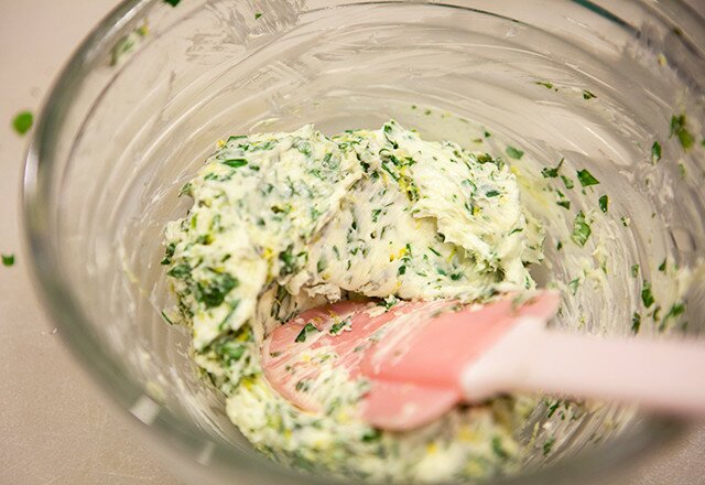 Dress up your favorite savory recipes with this fresh and vibrant compound butter using lemon and a variety of herbs! | www.spachethespatula.com #recipe