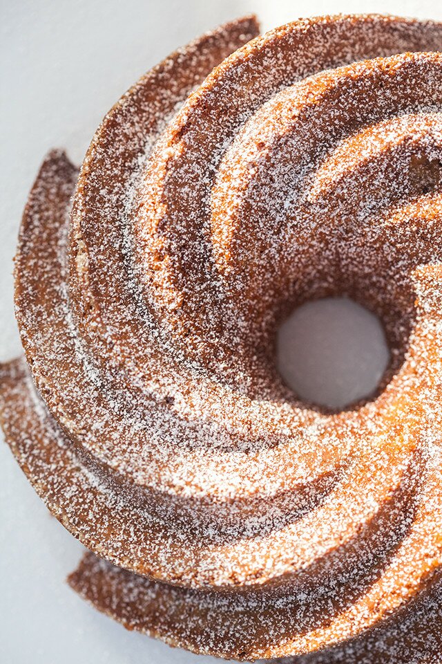 This super moist pound cake is fantastic for breakfast of brunch, or awesome for dessert when toasted and served with ice cream! | www.spachethespatula.com #recipe