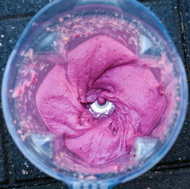 This no-churn, 3-ingredient ice cream will help you beat the heat SUPER quick! #vegan | www.spachethespatula.com #recipe